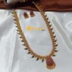 Nagapadham with Kundan Pendant Long Neck Set
