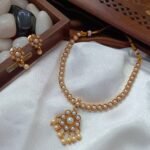 Kundan Floral Atigai Short Neck Set - Image 4