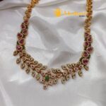 D Leaf Designer Short Necklace - Image 3