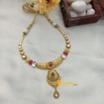Antique Gold Thilagam & Floral Designer Short Neck - Image 2