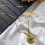 Round Pendant with Chain