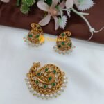 Traditional Mango Pendant Set