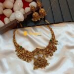 Lakshmi Maadam Pendant Short Neck Set