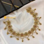 Floral Heartine Short Neck Set - Image 3