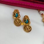 Antique Lakshmi Ganesha Short Neckset - Image 3
