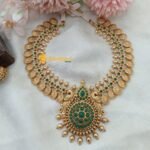 Antique Peacock Green Short Neckset - Image 3