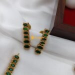 Green Oval Kundan Designer Short Neck Set - Image 2