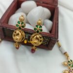 Antique Kemp Emerald Short Neck Set - Image 3