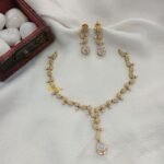 Antique Dazzling White Stone Short Neck Set