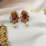 Antique Mango Leaf Multi Stone Short Neck Set - Image 3