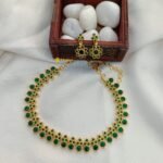 Kundan Short Neck Set