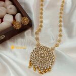 AD Round Pendant Short Neck Set - Image 2