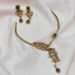 Victrorian Fancy Short Neck Set