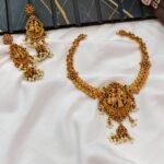 Radhakrishna Short Neck Set