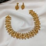 Dancing Girls Multi Gold Polish Short Neck Set