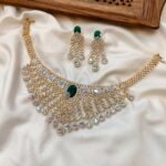 AD Zircon Grand White Stone Short Neck Set