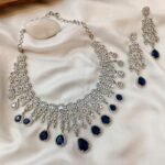 Rain Drop Neck Set