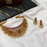Antique Floral Choker Ser