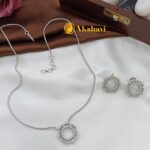 Zircon Round Pendant Set With Silver Chain and Scr