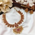 Mango Ruby Short Neck Set