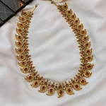 Traditional Mango Long Neck Set Ruby Kemp - Image 3