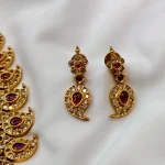 Traditional Mango Long Neck Set Ruby Kemp - Image 2