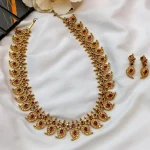 Traditional Mango Long Neck Set Ruby Kemp