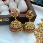 Antique Floral Short Neck Set - Image 2