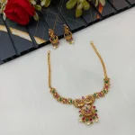 Peacock Short Neck Set