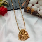Lakshmi Short Neck Set