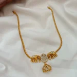Aira Kodi Short Neck Set - Image 3