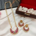 Crescent Peandant with 3 Layer Pearl Mala Short Ne