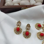 Victorian Ganesha with Floral Short Neck Set - Image 2