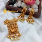 Antique Lakshmi Kundan Pendant Set