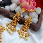 Antique Lakshmi Kundan Pendant Set - Image 2