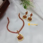 Kundan Floral Short Neck Set