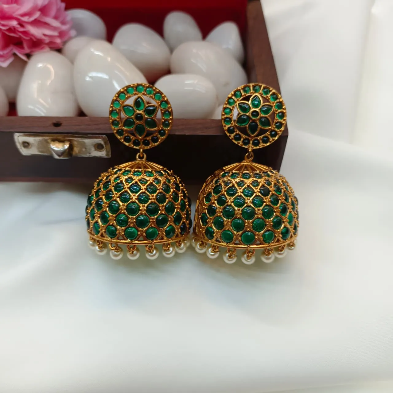101129.1 (2) Green Real Kemp Jhumka - Image 1
