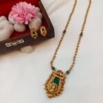 Peacock Short Neck Set