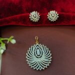 AD Thilak Pendant Set