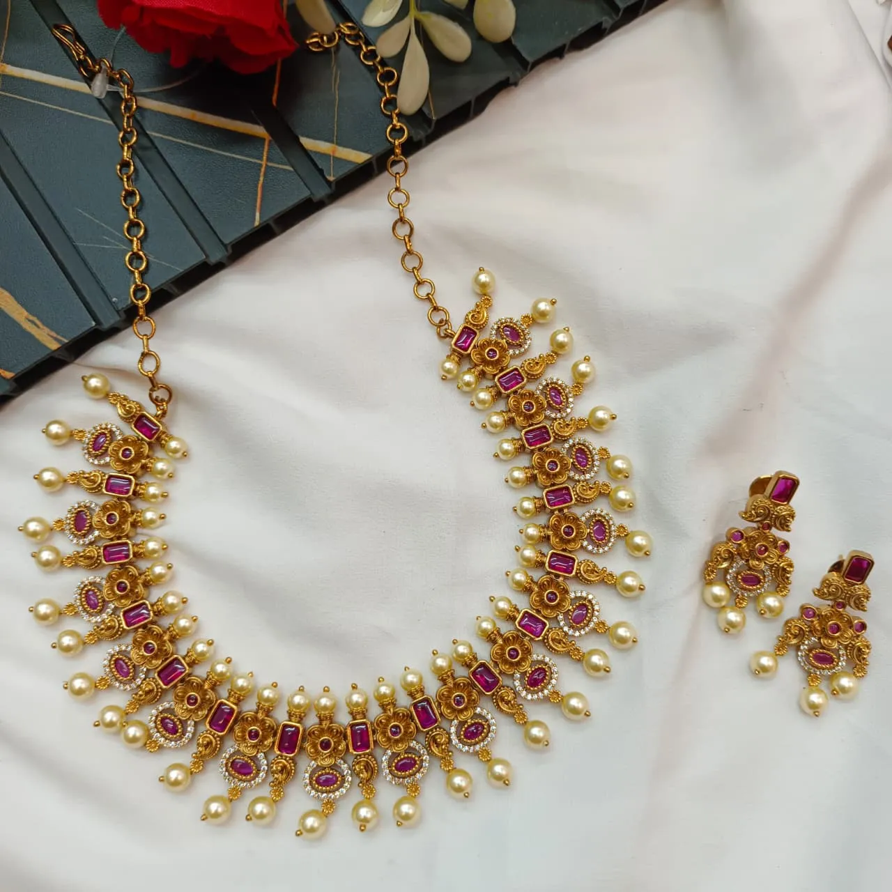 100624.4.1-3.webp Antique Gold Floral Kemp & Green Stones - Image 1