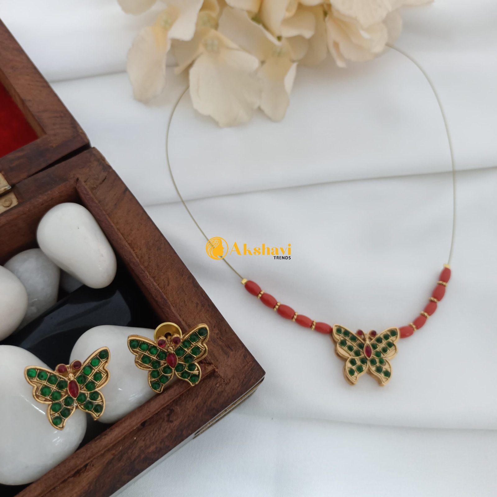 101817.22.1-1-scaled-1.jpeg Coral Butterfly Invicible Short Neck Set - Image 1