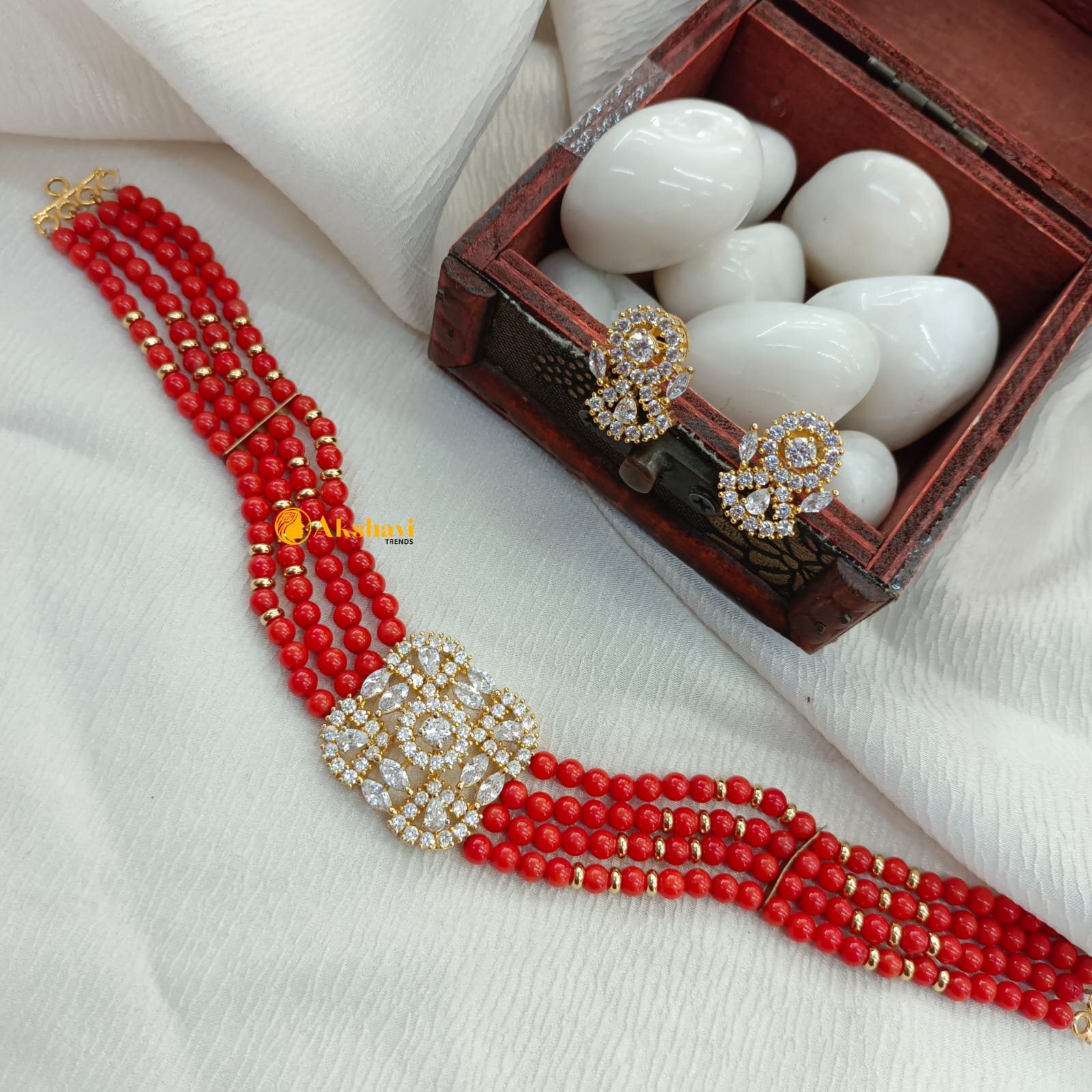 101841.1.1.jpeg AD Coral Pearl Choker Set - Image 1