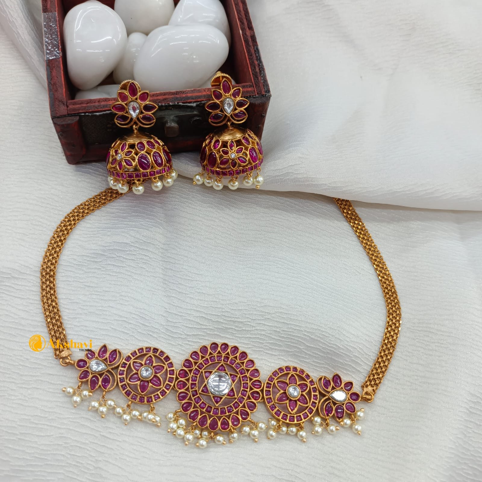 101903.1.1-1.jpeg Radiant Antique Sta Floral Choker Set - Image 1
