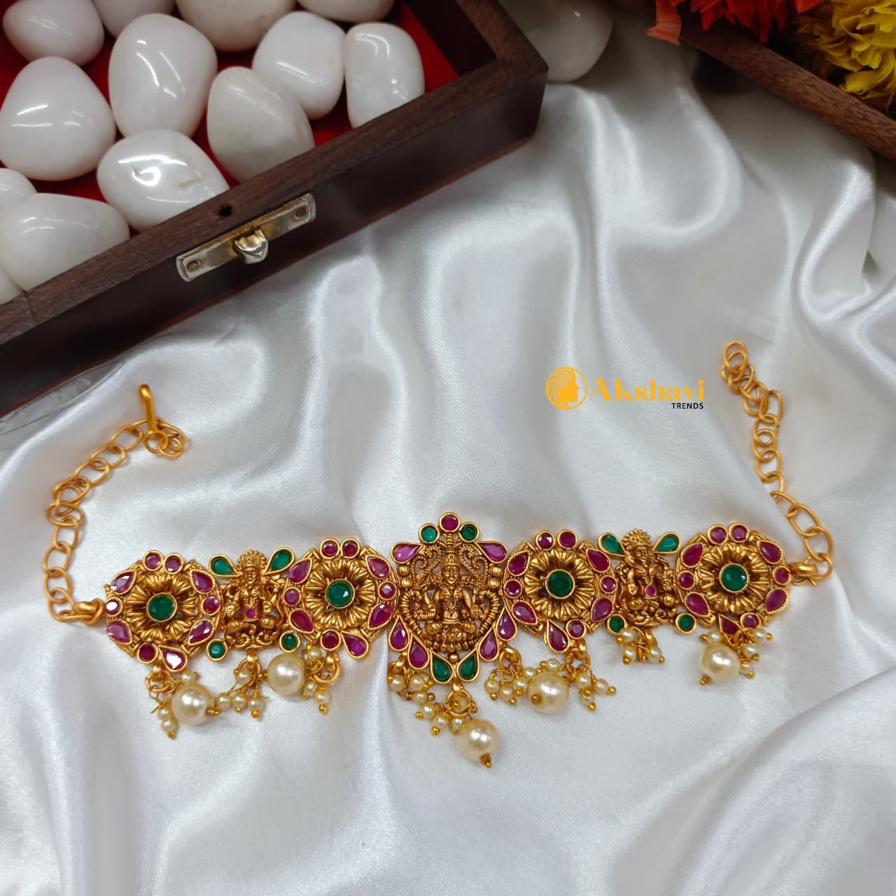 101916.1.1-2.jpeg Glorious Matte Finish Lakshmi Choker Set - Image 1