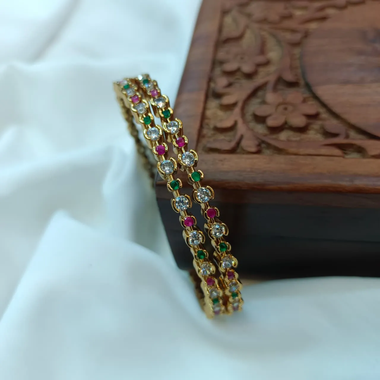 102560.1-1.webp Traditional Stone Bangles - Image 1