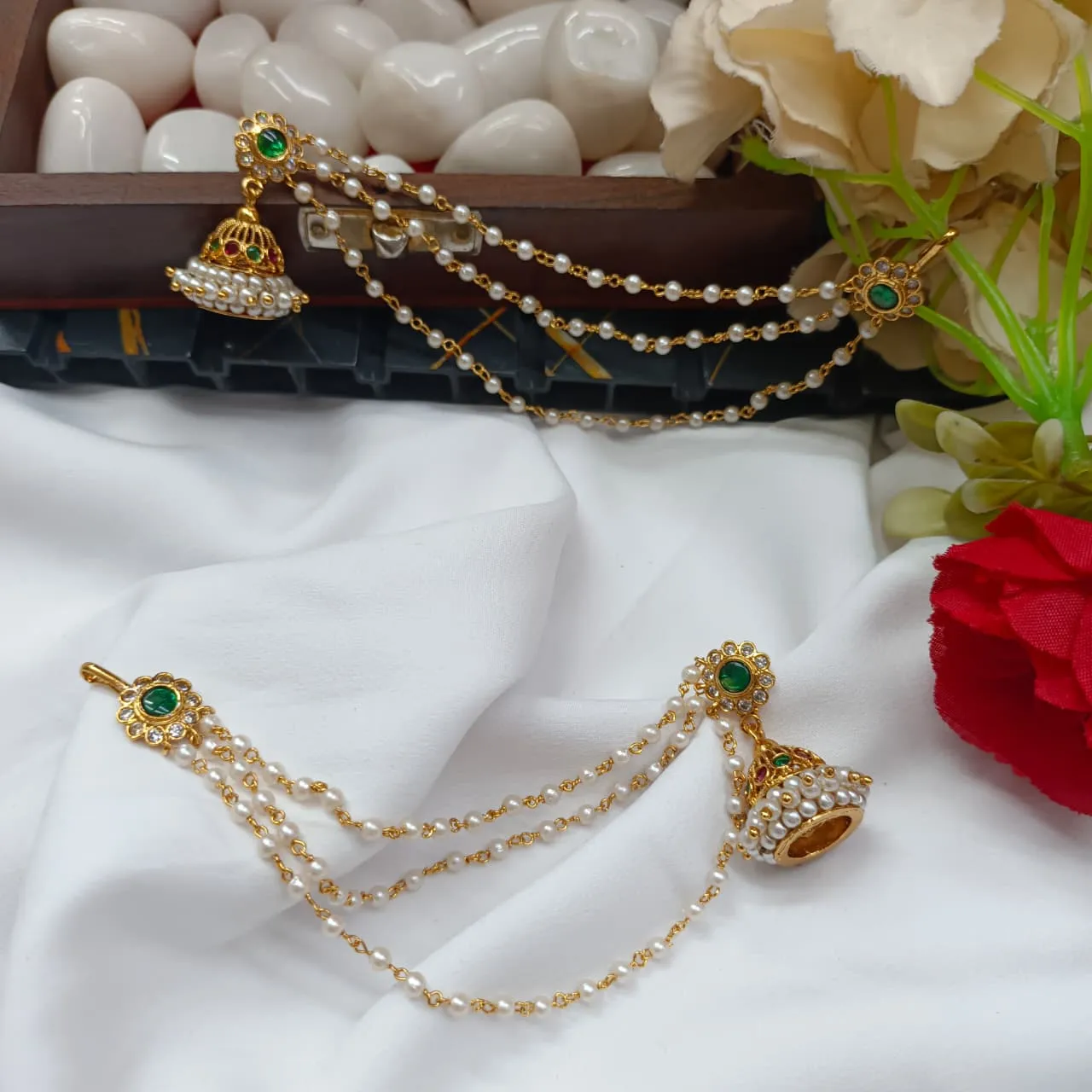 102665.17-3.webp Pearl Jhumka with Mattil - Image 1