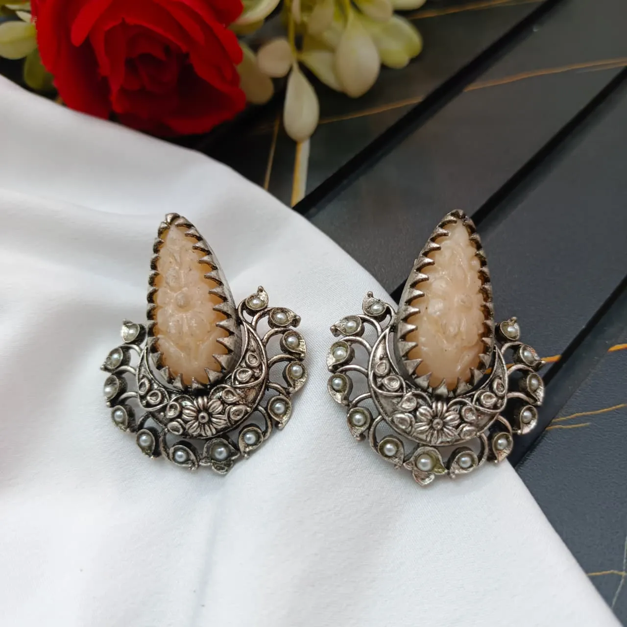 103053.26.1-1.webp Oxidized Fancy Earrings - Image 1