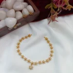 AD Floarl Short Neck Set