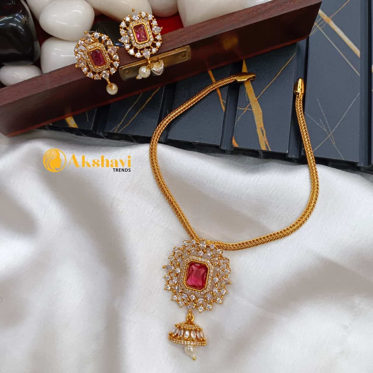 A100106.4.1-2.jpeg Cubic Pendant with Mesh Chain Short Neck Set - Image 1